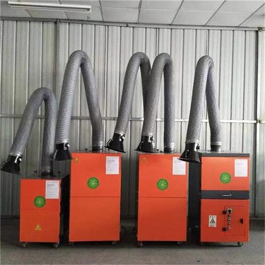 造船廠焊煙凈化器 移動(dòng)式焊煙除塵器的關(guān)鍵作用與山東美藍(lán)環(huán)保科技的產(chǎn)品優(yōu)勢(shì)